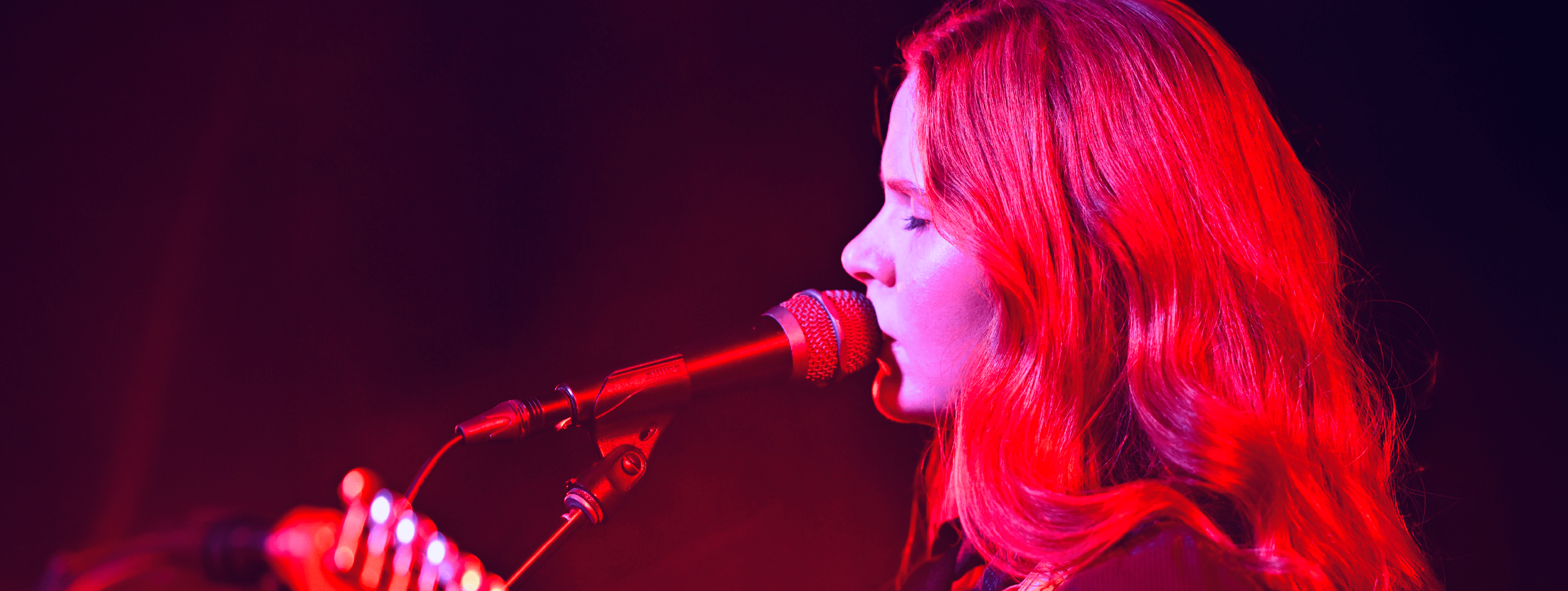 GRACE MENSFORTH | VOCALIST/SONGWRITER. PHOTO: MARK PANIZZ